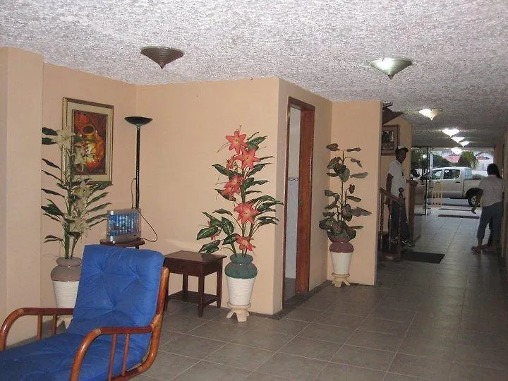 Francisco II Hotel Salinas  3*, Salinas (Santa Elena)