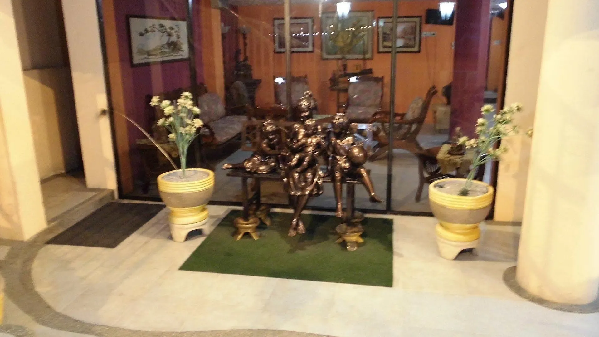 Francisco II Hotel Salinas   Salinas (Santa Elena)